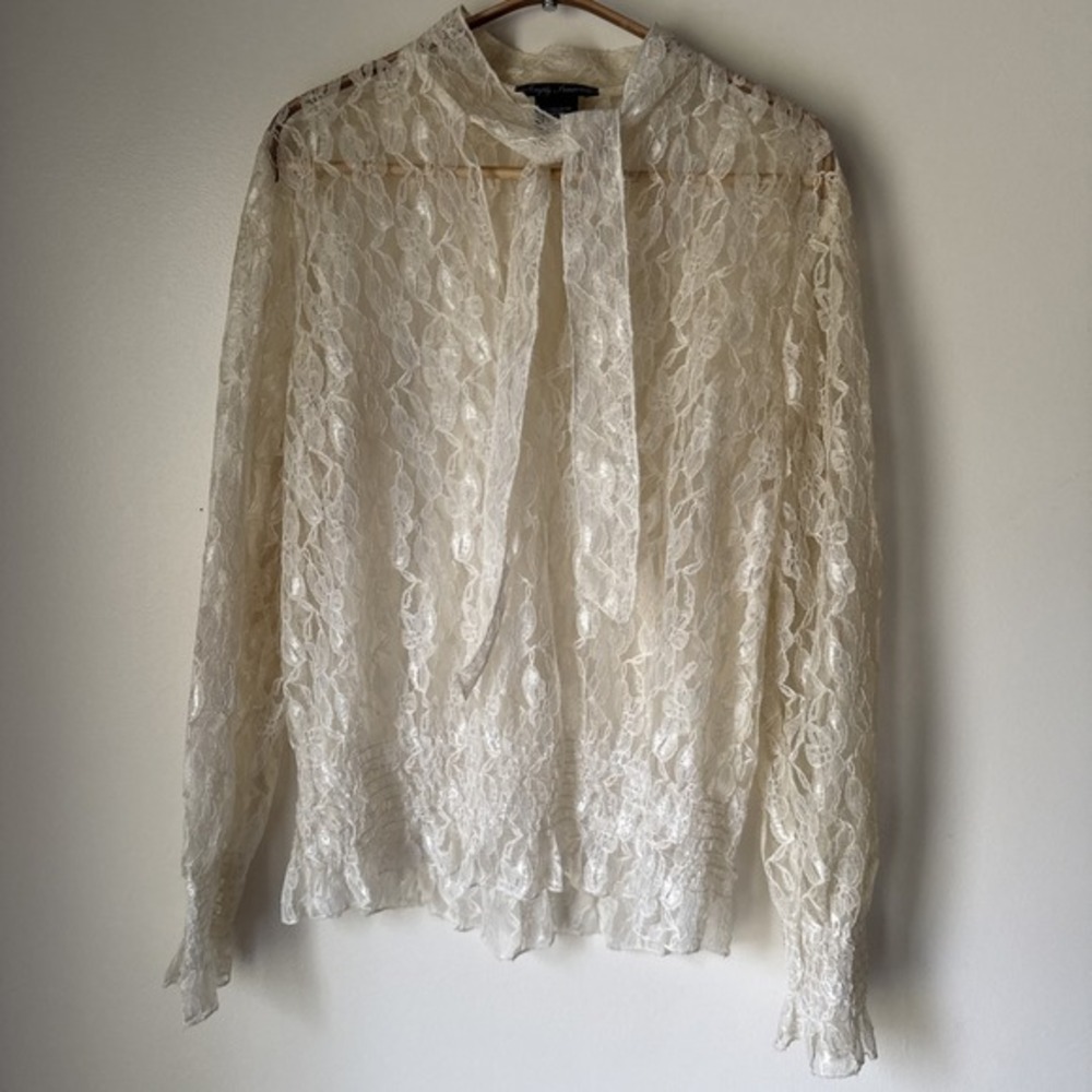 Simply‎ Irresistible Y2K Sheer Ivory Lace Top Size L Renaissance Dainty Fairy